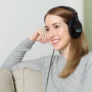 woman, headphones, music-977020.jpg